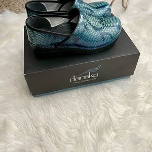 Dansko Professional Python Patent Blue Clogs Size 37